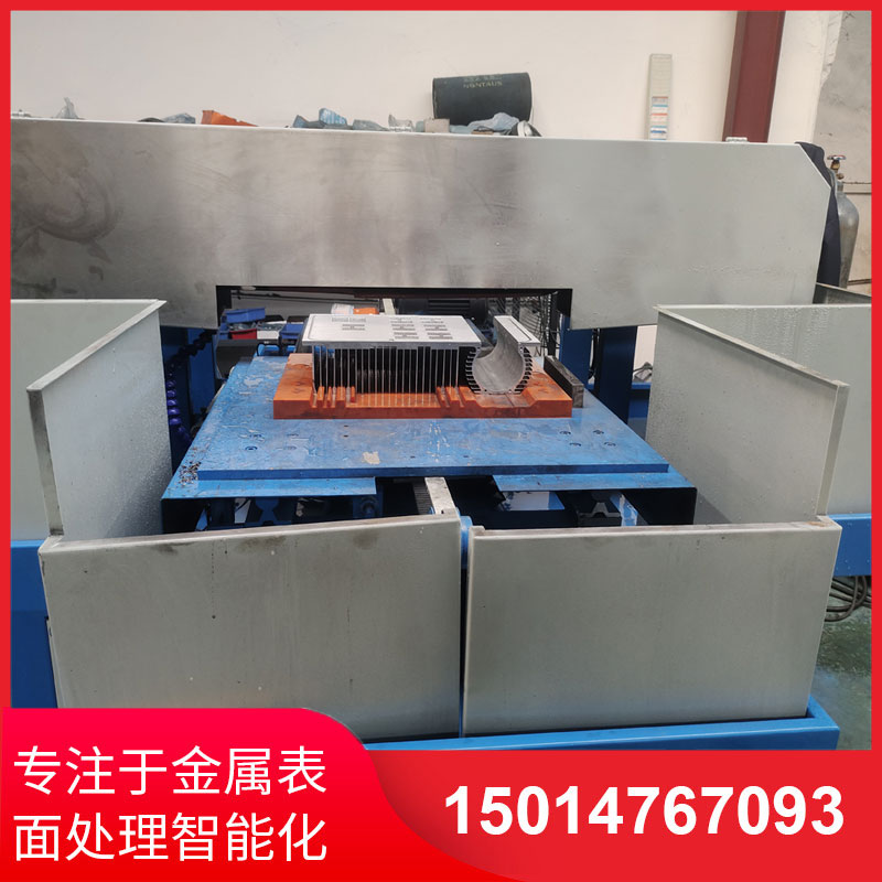 鋁材(cai)直(zhi)紋拉絲機(jī)廠傢